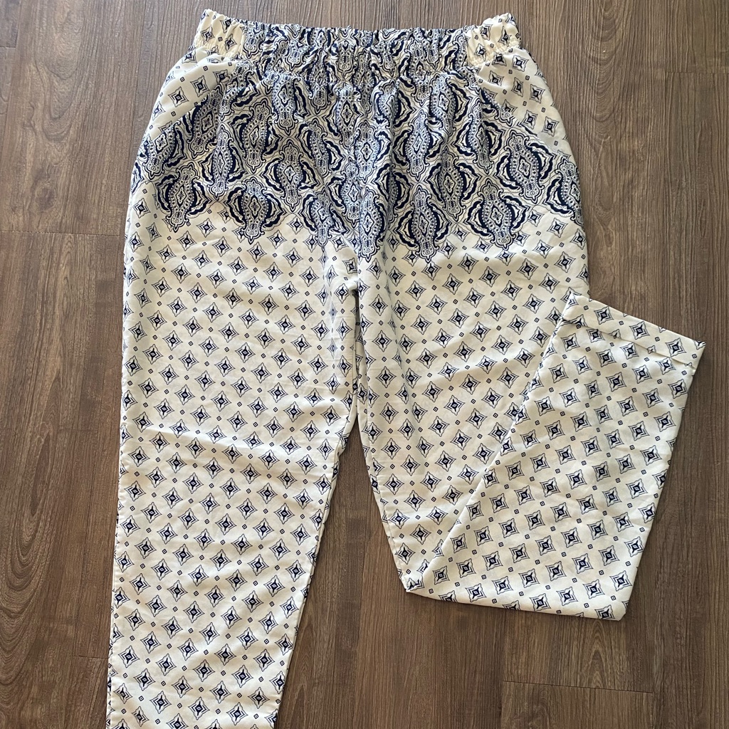Uk2la Patterned Pants With Pockets